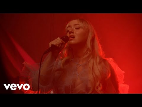 Emma Charles - Turbulence (Official Live Video)