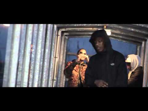 GillyFlexx - In The Night