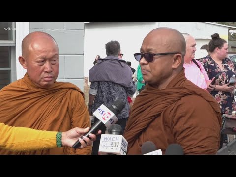 Monks make their way through Lexington