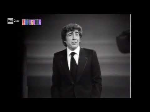 Gino Bramieri e le preghiere a San Gennaro (1973)