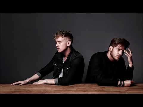 Norlie & KKV - Saker som gör ont (LYRICS)