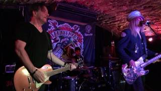 Enuff Z&#39;Nuff The Jean Genie Bannermans Edinburgh 04 04 2017