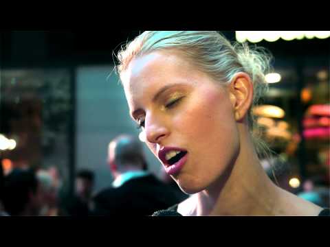 download lagu mp3 mp4 Roberto Cavalli Gym, download lagu Roberto Cavalli Gym gratis, unduh video klip Roberto Cavalli Gym