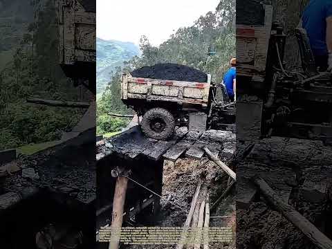 The Rolling Coal Chute: How a Farm Truck Unloads Itself