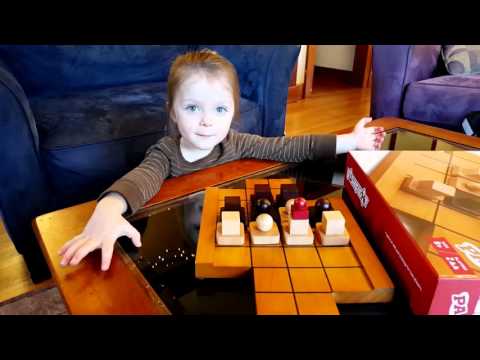 @MaezieJ Explains How to Play Push Fight