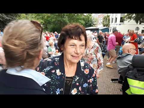 The Red Strats - Summer holiday