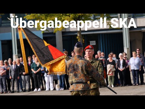 Übergabeappell Streitkräfteamt: General Weidhüner an Kohl - Zeremoniell mit Musik