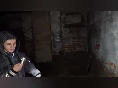 Exploring abandoned Westfield house in Barnsley.