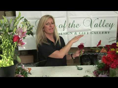 download lagu mp3 mp4 Wedding Corsages For Mothers, download lagu Wedding Corsages For Mothers gratis, unduh video klip Wedding Corsages For Mothers