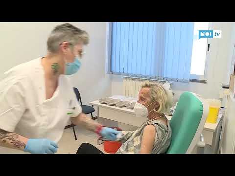 Vaccini in vacanza, la Toscana ci prova: "Portare più dosi sulla costa per i turisti"