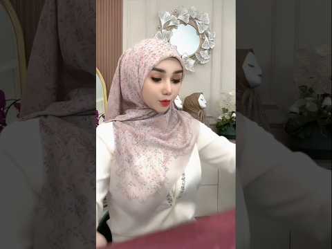 YouTube · ustazzah unni raudatul jannah — Yuk, coba tutorial hijab Yura 19 Shof yang super simpel untuk kegiatan sehari-...