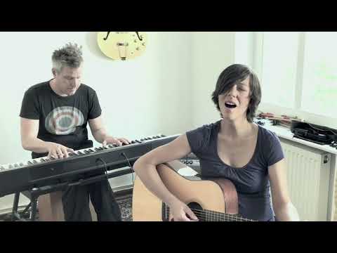 Jeanette Hubert - Nowadays (live, Duo-unplugged-Version)