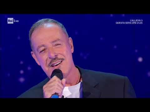 Massimo Lopez canta ''Voce 'e notte'' - Domenica In 27/09/2020