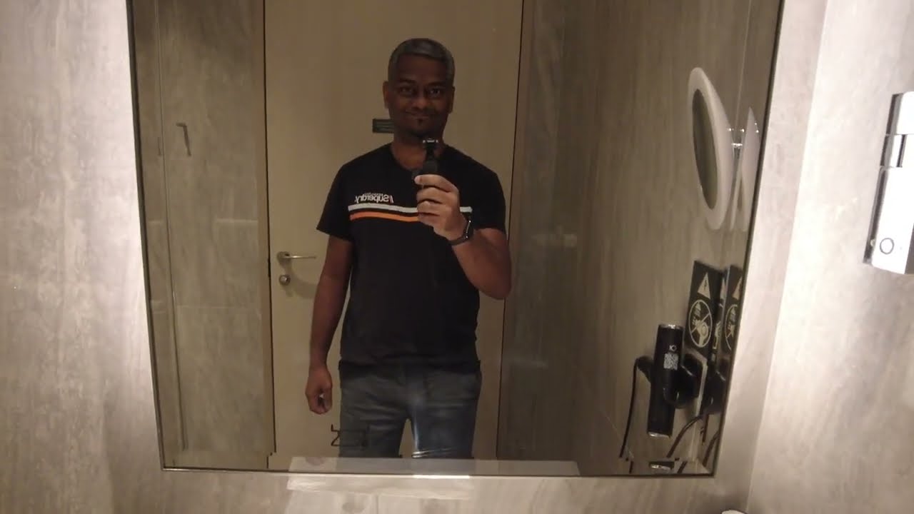 Singapore Airlines KrisFlyer Gold Lounge