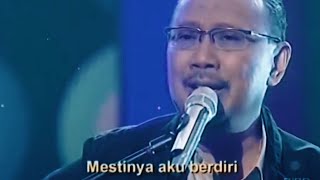 Download lagu Ebiet G. Ade - LAGU UNTUK SEBUAH NAMA (Live Perfomance) mp3