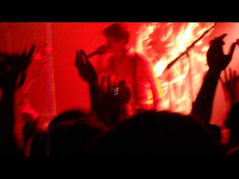 Panic! at the Disco - The Only Difference... (Lupo's Heartbreak Hotel, Providence 10-29-11)