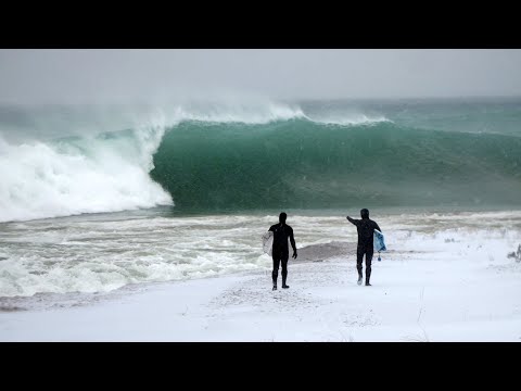 Swell of a Lifetime on the Great Lakes (30 Year Storm)