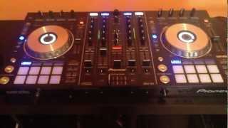 First Look - Pioneer DDJ-SX controller and Serato DJ software