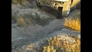 preview picture of video 'JEEP GRAND CHEROKEE LIMITED CLIMBING DUNES'
