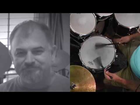 Three-voice comping with brushes