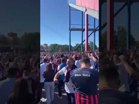 "" Barra: La Gloriosa Butteler &bull; Club: San Lorenzo