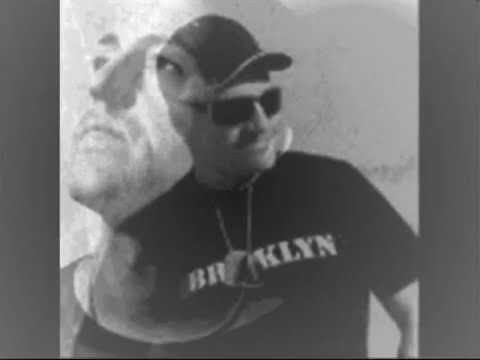 G.A.R.A.G.E (99 Remix) - Corrupted Cru Feat MC Neat - Kronik Rec