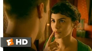 Amélie (11/12) Movie CLIP - Speechless Kiss (2001) HD
