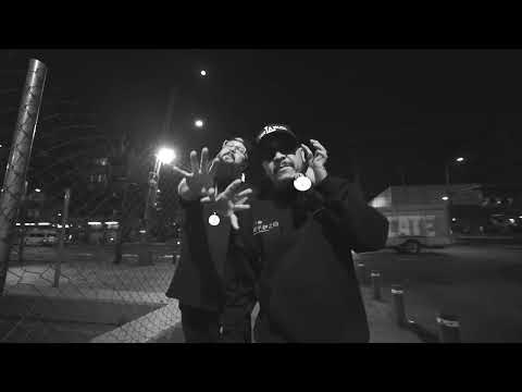 La Banda Bastön - Está En El Aire (Video Oficial)