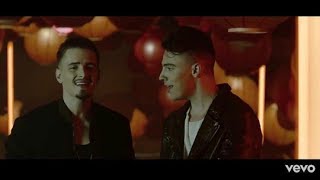 Fly nova música Traicionera -Traiçoeira (link na descrição)