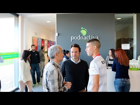 Visita del atleta paralímpico Abderrahman Ait a Podoactiva tras su vuelta de los Juegos de Río 2016