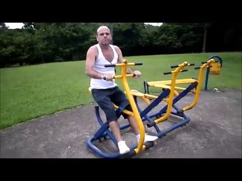 EU MALHANDO  no  Parque Newton Puppi -   Campo Largo.