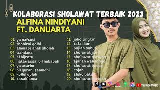 Download lagu KOLABORASI SHOLAWAT TERBAIK 2023 ll YA NAFSUTI - ALFINA NINDIYANI FT. DANUARTA ll PENENANG HATI mp3
