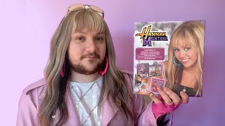 Hannah Montana fan opens Hannah Montana Fan Box dressed as Hannah Montana