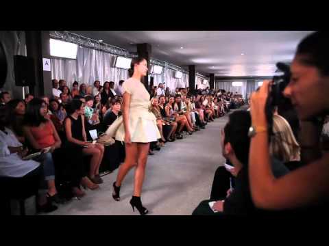 Desfile Alvarno P/V 2012 en MFSHOW