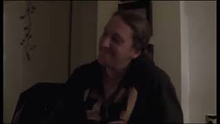 Download lagu L'odyssée de la vie (2006) - pregnant scene 2 mp3