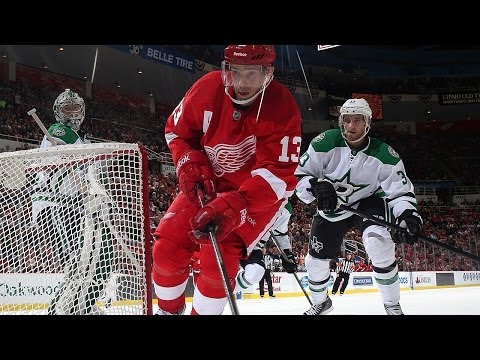 Pavel Datsyuk's incredible deke to score