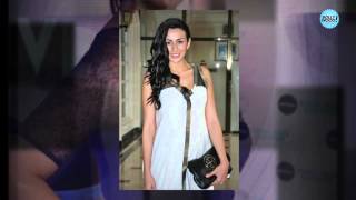 PHOTO PLAY: Parineeti Chopra Unveils A New Range Of Skincare Products