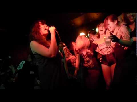SPITFIST - "Gore-Gore Rollergirls' Theme" Live At Hard Luck Bar