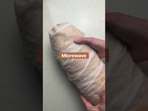 TRICK TO SOFTEN STALE BREAD FAST! 🍞🤯 #kitchenhacks #cookinghacks #breadrecipes #momhacks #lifehack