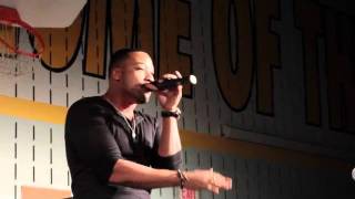 Uni-Community: Dru Performs &quot;Gettin It In&quot; [Robert F Hall 11/30/2011]