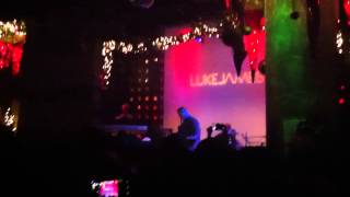 Luke James performs &#39; Make Love To Me &#39; live at SOBs