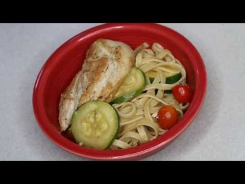 ローズマリーチキンの野菜添え (Rosemary Chicken with Vegetables)
