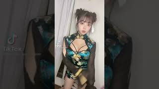 この巨乳、六本木にいます。