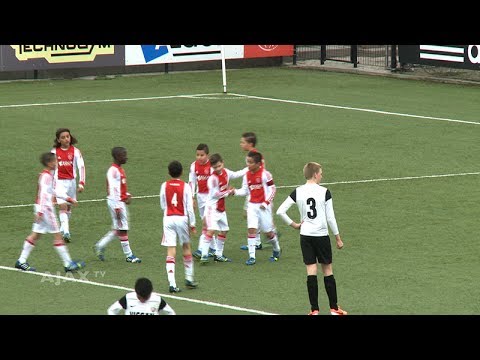 Naci Ünüvar slaat weer toe