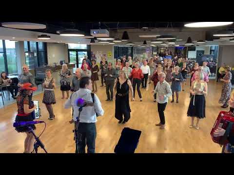 Le brise pied dansé à La Croix de Mille avec Florence , jean Christophe et Sylvie