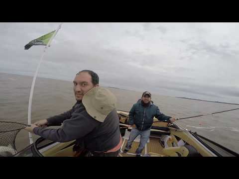 LANCHA RAPAZ EN MARTIN CHICO