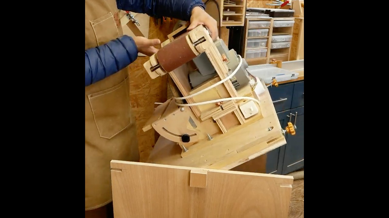 【DIY】Flip top tool stand #woodworking #diy #shorts