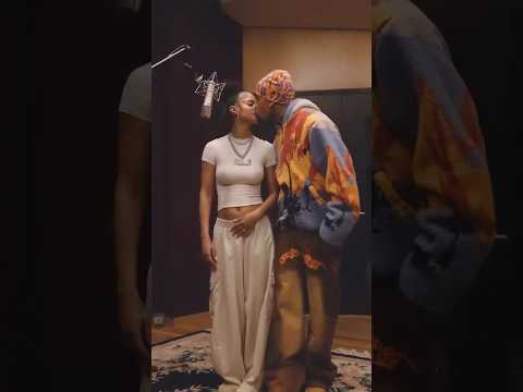 NLE Choppa kisses his new artist Erica Raven right before her session after just signing her.  🎤