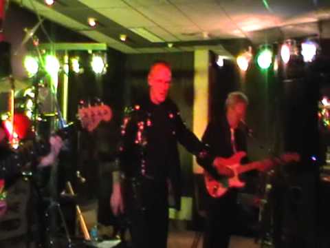 The Red Strats - Johnnie B Good