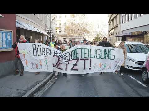 Mitbestimmung JETZT! - Demo für mehr politische Mitsprache am 4. Nov. 2022 am Villacher Rathausplatz